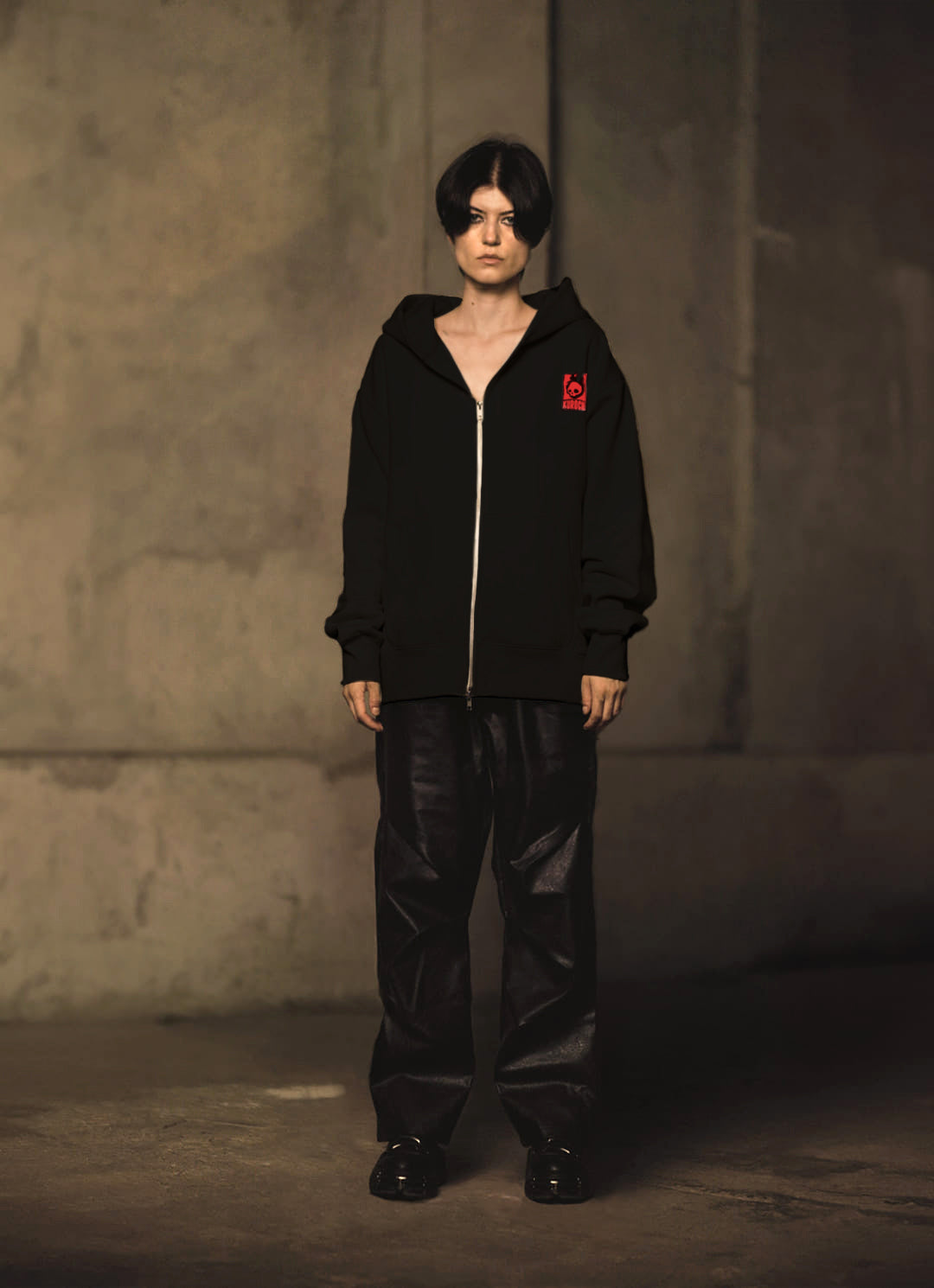 "SIGIL - RED" Zip black